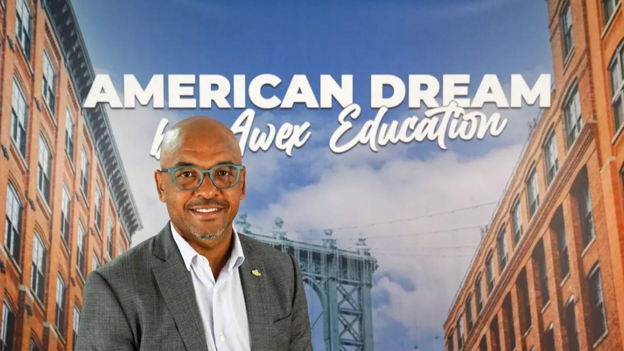 他有的是时, 至名归, 里和拉明 他有的是时, 至名归, 里和拉明